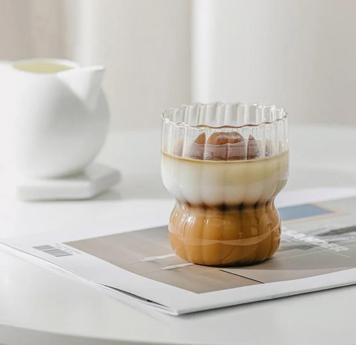 Altı Boğuk Çizgili Cam Bardak Küçük 300 Ml