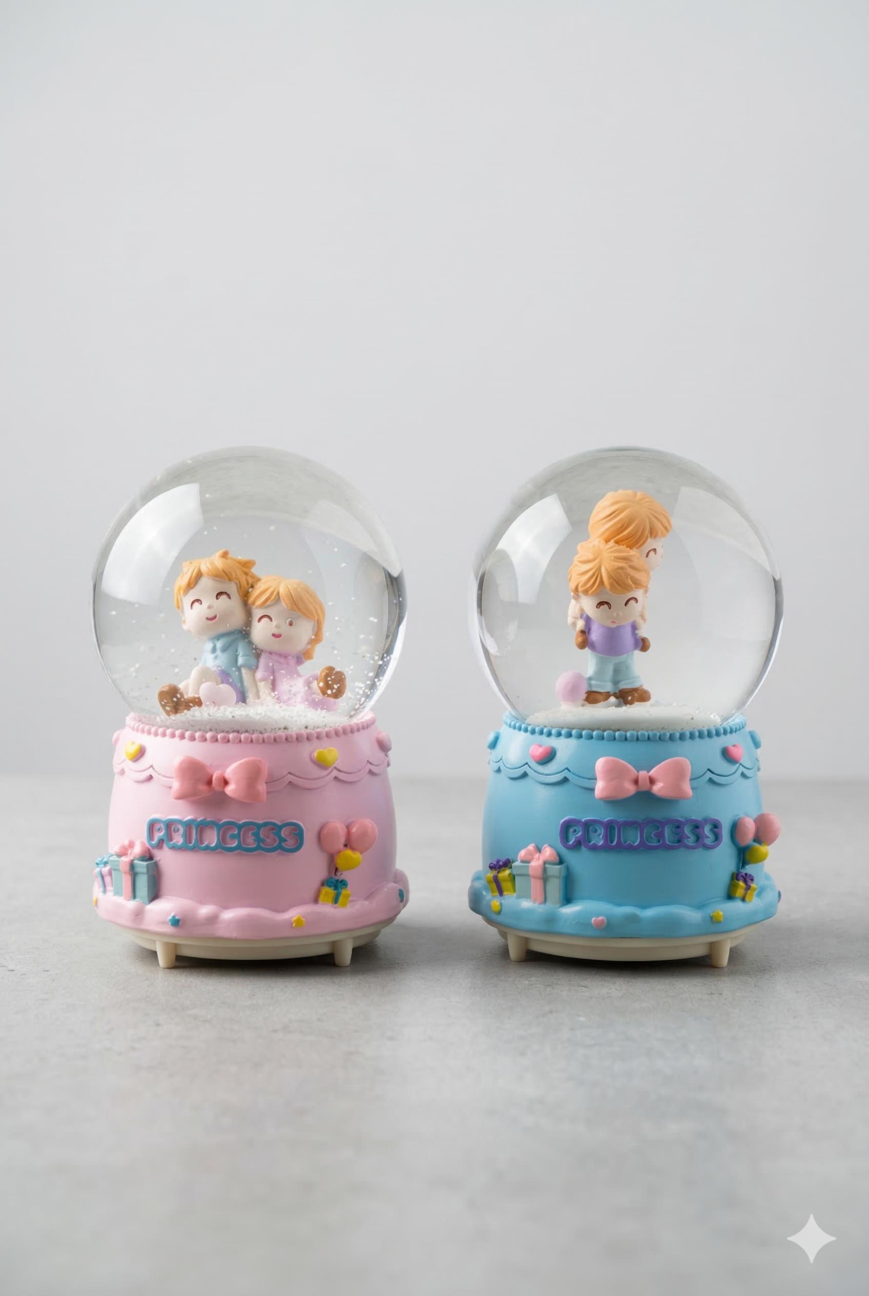 Princess Serisi: Masalsı Aşıklar Müzikli Kar Küresi