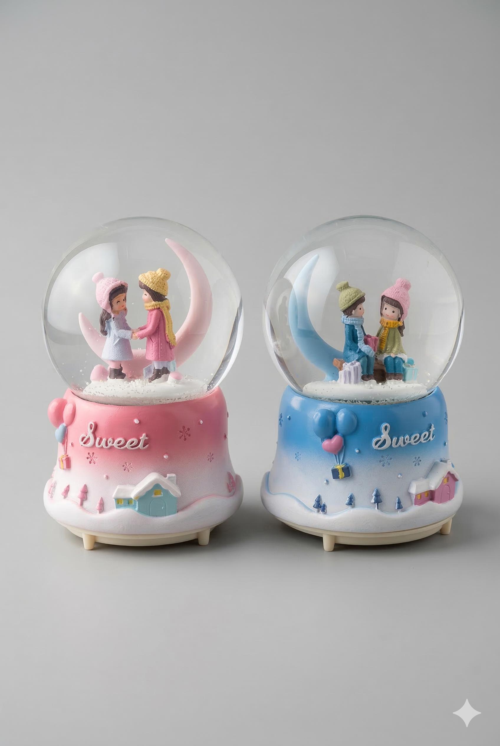 Sweet Moon Serisi Işıklı ve Müzikli Kar Küresi